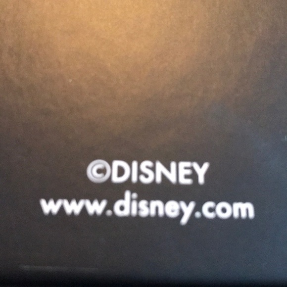 NWT MINNIE MOUSE watch - Picture 6 of 6